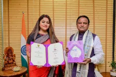 CM Majhi Meets 'Lahari' Producer After National Film Award Win
