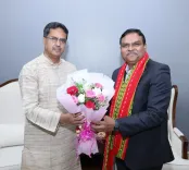 CM Manik Saha Meets NDDB Chief to Boost Tripura Dairy Sector