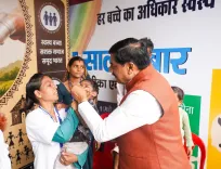 CM Mohan Yadav Administers Polio Drops in Betul Under Pulse Polio Drive