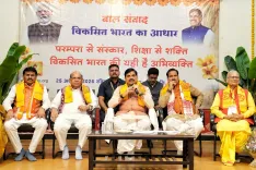 CM Mohan Yadav Engages Students on Viksit Bharat Vision in Barwani