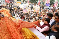 CM Mohan Yadav joins Navratri Chunri Yatra in Indore