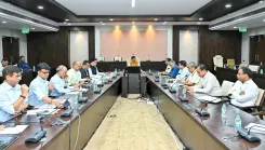 CM Mohan Yadav Reviews Key Projects, Orders Rural Land Registry Drive