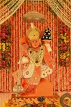 CM Mohan Yadav Seeks Blessings at Indore's Pitareshwar Hanuman Temple