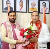 CM Nayab Saini Greets BJP Veteran Mohan Lal Kaushik on Birthday