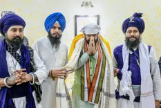 CM Nayab Saini Meets Nihang Singhs at Chandigarh Residence