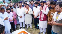 CM Nayab Saini Pays Tribute to BJP Leader Gurnam Singh Gurjar