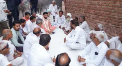 CM Nayab Saini Visits Ladwa Village to Condole Death of Amit Saini