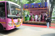 What New Initiatives Did CM Nitish Kumar Launch for Women Passengers in Patna?