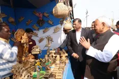 क्या सीएम नीतीश कुमार ने विश्व प्रसिद्ध हरिहर क्षेत्र सोनपुर मेला का निरीक्षण किया?