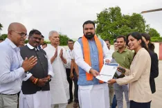 CM Nitish Launches Patna Joy Ride Under Bihar Heli-Tourism Scheme