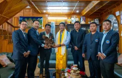 CM Pema Khandu meets Arunachal Archery Association chief