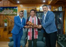 CM Pema Khandu Meets SBI Official to Boost MSME Credit in Arunachal