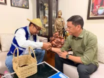 CM Pema Khandu receives sacred Galo blessing in Arunachal