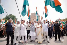 CM Rekha Gupta joins Tiranga Yatra on Kartavya Path