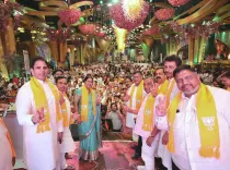 CM Rekha Gupta Joins Viksit Bharat Sankalp Sabha in Shalimar Bagh