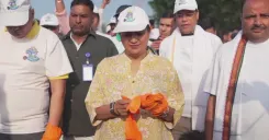 CM Rekha Gupta Leads 'Chalo Yamuna' Mega Cleanliness Drive at ITO