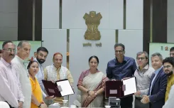 CM Rekha Gupta Signs MoU for 250+ Idol-Waste Collection Centres