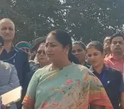क्या सीएम रेखा गुप्ता ने कालिंदी कुंज घाट का दौरा कर छठ पूजा की तैयारियों का किया निरीक्षण?