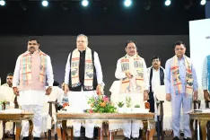 CM Sai Disburses ₹10.90 Cr to Weavers on National Handloom Day