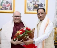 CM Sai Meets Padma Shri Dwivedi, Talks Chanakya and Chhattisgarh Culture