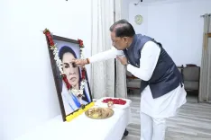 CM Sai Pays Tribute to Chhattisgarh's First Woman MP Mini Mata