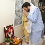 CM Saini pays tribute to Naresh Chaudhary Chahal at his residence