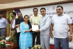 CM Sawant Hands Over Appointment Letters at Mega Job Fair 2026