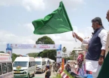CM Shivakumar Hands Over 32 Forensic Vans, 75 Boleros to K'taka Police
