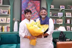 CM Shivakumar Meets Scindia in Delhi on Karnataka Telecom