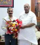 CM Sukhu Briefs Kharge on HP Welfare Schemes in Delhi Meet