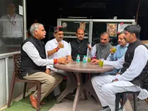 CM Sukhu Enjoys Local Soda at Nagrota Bagwan Dhaba