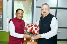 CM Vishnu Deo Sai Meets Assembly Speaker Dr. Raman Singh in Raipur