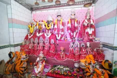 CM Vishnu Deo Sai Prays at Shivrinarayan Nar-Narayan Temple