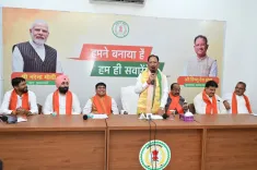 CM Vishnu Deo Sai Welcomes BJYM Riders Back from Kashi-Vadnagar Bike Yatra