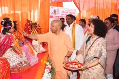 CM Yogi distributes study tables in Balrampur on Navratri Day 1