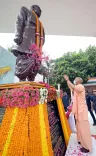 CM Yogi joins Partition Horrors march in Lucknow, pays tribute to Patel