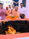 CM Yogi offers prayers at Gorakhpur temple on Shravan Shivratri