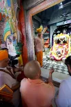 CM Yogi Seeks Blessings at Hanumangarhi, Ayodhya