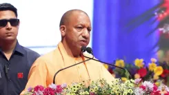 CM Yogi Urges Good Content, Warns Against Fake Accounts