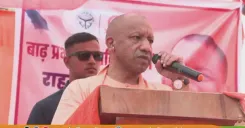 CM Yogi visits Kushinagar flood victims, distributes relief