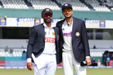 कोलंबो टेस्ट: शुभमन गिल ने टॉस जीत चुनी बल्लेबाजी, सारांश जैन का अंतरराष्ट्रीय डेब्यू, कुलदीप यादव चोट से बाहर