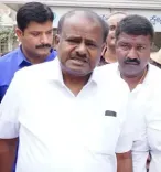 Cong centenary session: Only modern Gandhis' cutouts, no place for Mahatma Gandhi, says Kumaraswamy
