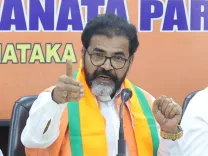 Is the Congress-led Government in K'taka Neglecting SCs and STs?