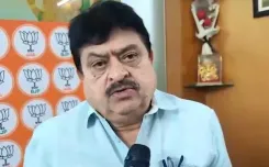 तेलंगाना जल संकट: BJP प्रदेश अध्यक्ष रामचंदर राव का आरोप — कांग्रेस और BRS मिलकर जनता को कर रहीं गुमराह