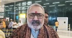 गिरिराज सिंह का हमला: कांग्रेस की मॉक पार्लियामेंट नौटंकी, राहुल गांधी अराजकता फैलाना चाहते हैं