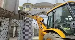Why is there a crackdown on encroachments in Sambhal?