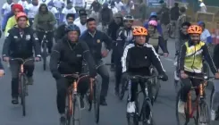 क्या साइकिलिंग नेतृत्व का गुण सिखाती है? 'संडे ऑन साइकिल' कार्यक्रम में डॉ. मनसुख मांडविया का बयान