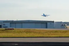 दक्षिण सूडान में खाद्य सामग्री ले जा रहा प्लेन क्रैश, तीन की मौत