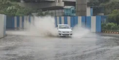 Are Flight Delays Expected at Delhi Airport Due to Heavy Rain and Winds?