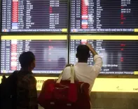 What Caused the Disruption of Flight Operations at Delhi Airport?